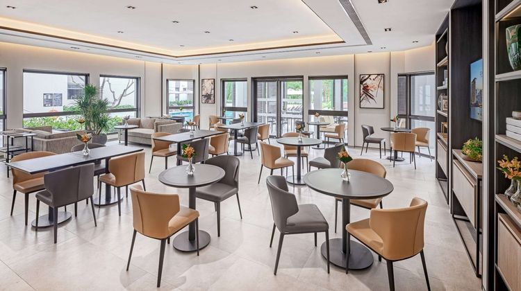 Le Grove Serviced Residences Restaurant