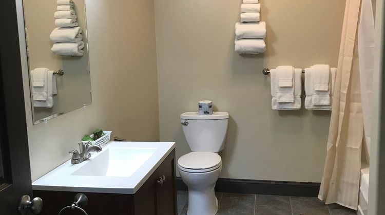 Baxter Park Inn Millinocket Suite