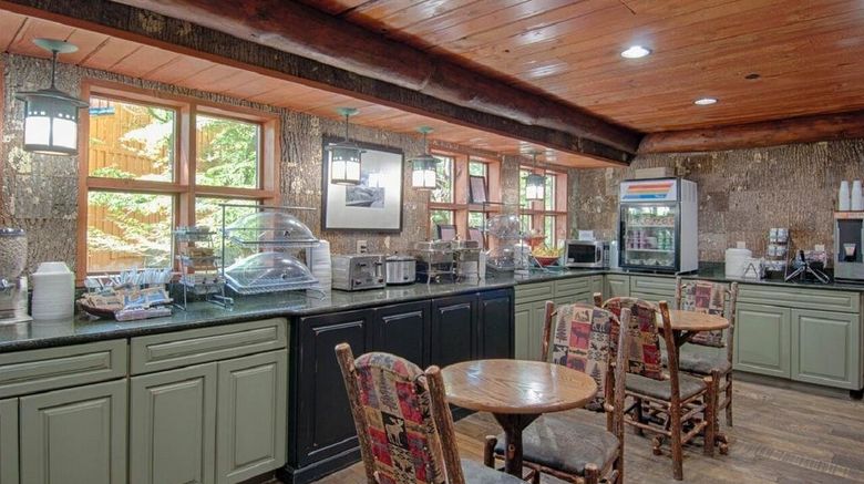 <b>Riverhouse Motor Lodge Restaurant</b>. Images powered by <a href="https://www.leonardoworldwide.com/" title="Leonardo Worldwide" target="_blank">Leonardo</a>.