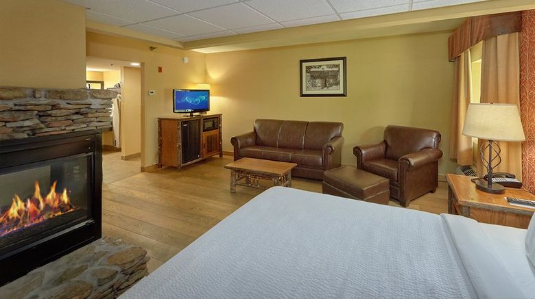<b>Riverhouse Motor Lodge Suite</b>. Images powered by <a href="https://www.leonardoworldwide.com/" title="Leonardo Worldwide" target="_blank">Leonardo</a>.