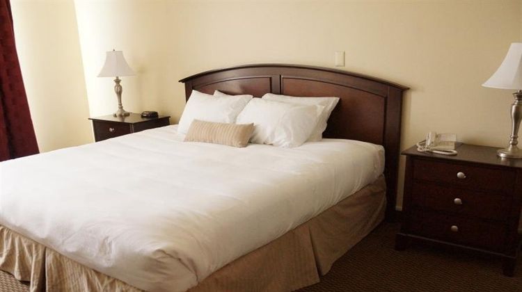 Altoona Grand Hotel & Conference Ctr Room