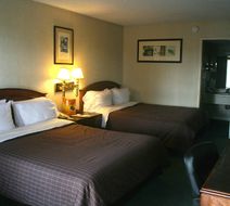 Vagabond Inn Costa Mesa Room