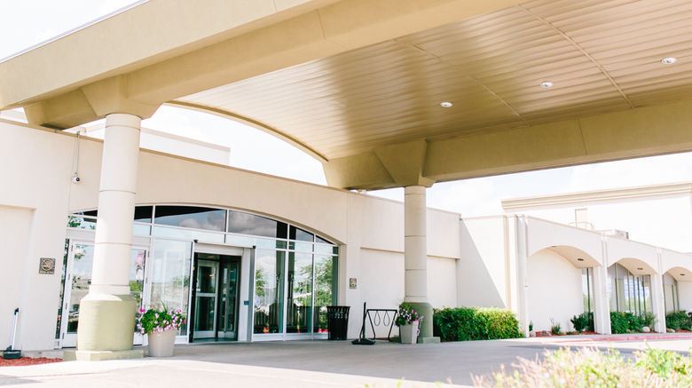 <b>Victoria Inn Hotel & Convention Centre Exterior</b>. Images powered by <a href="https://www.leonardoworldwide.com/" title="Leonardo Worldwide" target="_blank">Leonardo</a>.