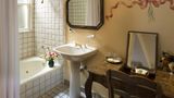 <b>Petite Auberge Suite</b>. Images powered by <a href="https://www.leonardoworldwide.com/" title="Leonardo Worldwide" target="_blank">Leonardo</a>.