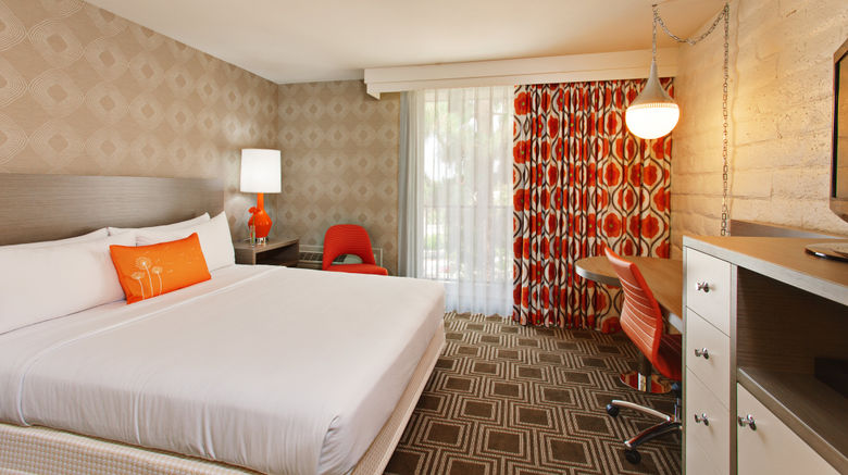 <b>The Garland Room</b>. Images powered by <a href="https://www.leonardoworldwide.com/" title="Leonardo Worldwide" target="_blank">Leonardo</a>.