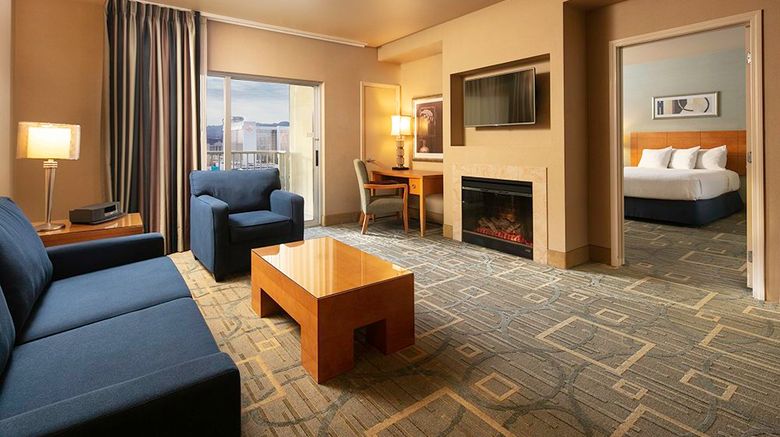 <b>The Platinum Hotel Las Vegas Suite</b>. Images powered by <a href="https://www.leonardoworldwide.com/" title="Leonardo Worldwide" target="_blank">Leonardo</a>.