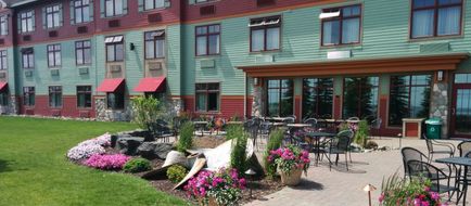 Canal Park Lodge Exterior