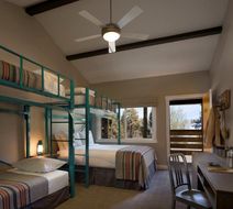 Basecamp Hotel Tahoe City Room