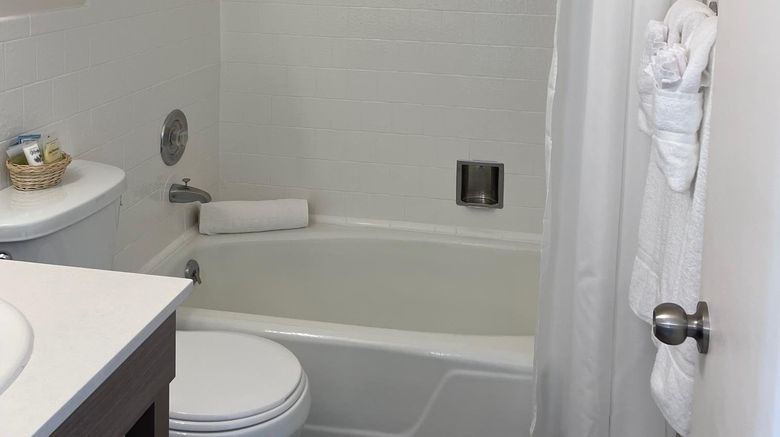 <b>Crown Motel Room</b>. Images powered by <a href="https://www.leonardoworldwide.com/" title="Leonardo Worldwide" target="_blank">Leonardo</a>.