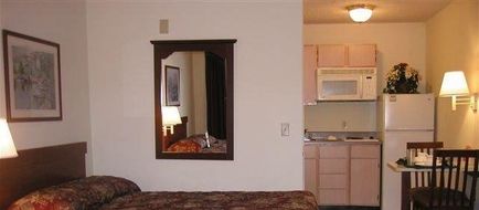 InTown Suites Hattiesburg Room