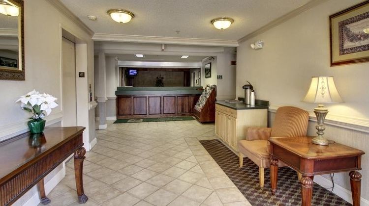InTown Suites Murfeesboro Lobby