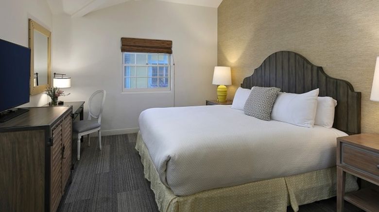 <b>Fog Catcher Inn Suite</b>. Images powered by <a href="https://www.leonardoworldwide.com/" title="Leonardo Worldwide" target="_blank">Leonardo</a>.