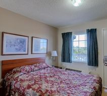 InTown Suites Stafford Room
