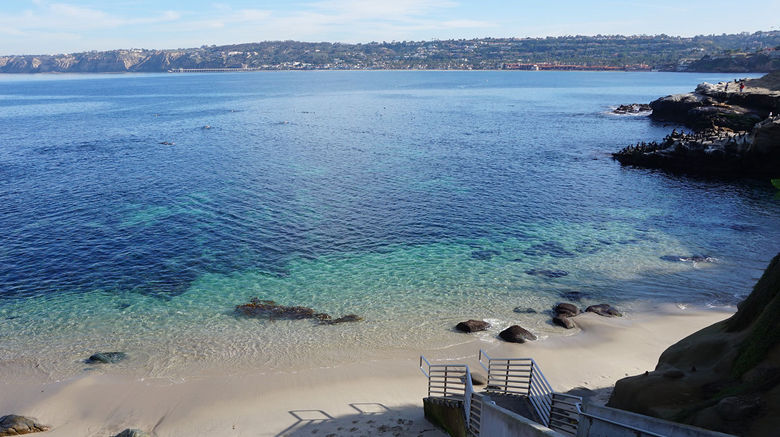 <b>La Jolla Cove Suites Beach</b>. Images powered by <a href="https://www.leonardoworldwide.com/" title="Leonardo Worldwide" target="_blank">Leonardo</a>.