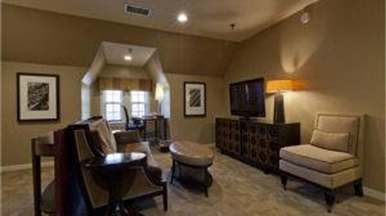 <b>Glidden House Inn Suite</b>. Images powered by <a href="https://www.leonardoworldwide.com/" title="Leonardo Worldwide" target="_blank">Leonardo</a>.