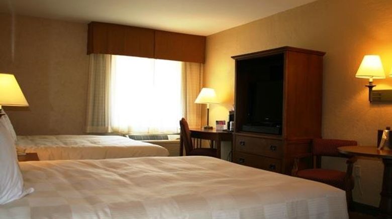 <b>Wisp Mountain Resort Hotel & Conf Ctr Room</b>. Images powered by <a href="https://www.leonardoworldwide.com/" title="Leonardo Worldwide" target="_blank">Leonardo</a>.