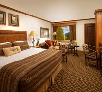 Parkway Inn Room