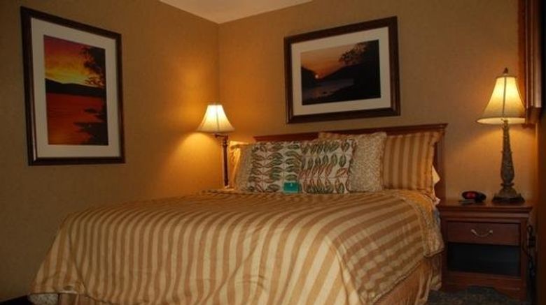 <b>Wisp Mountain Resort Hotel & Conf Ctr Suite</b>. Images powered by <a href="https://www.leonardoworldwide.com/" title="Leonardo Worldwide" target="_blank">Leonardo</a>.