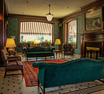 Penn-Wells Hotel Lobby
