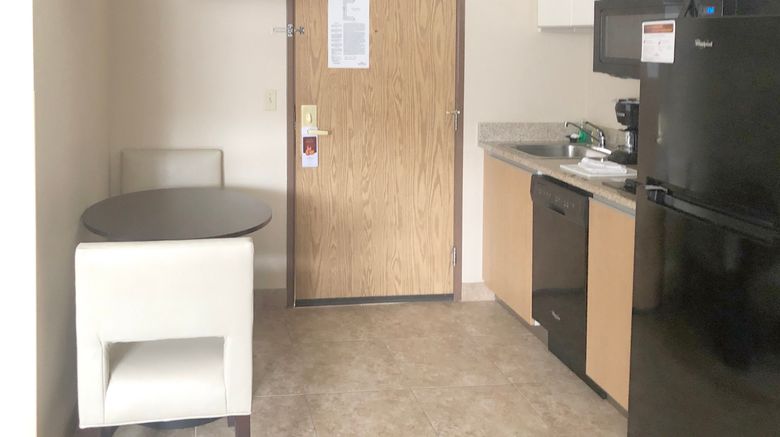 <b>GreenTree Extended Stay Eagle Vail Valle Suite</b>. Images powered by <a href="https://www.leonardoworldwide.com/" title="Leonardo Worldwide" target="_blank">Leonardo</a>.