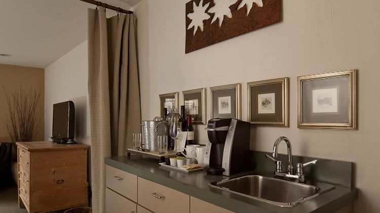 PlumpJack Inn Suite