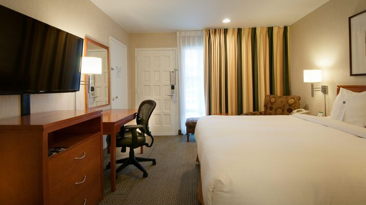 Vagabond Inn Glendale Room