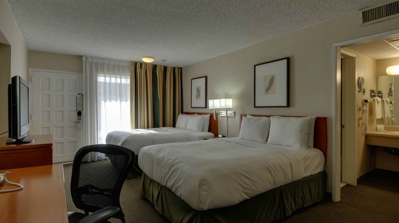 <b>Vagabond Inn Glendale Suite</b>. Images powered by <a href="https://www.leonardoworldwide.com/" title="Leonardo Worldwide" target="_blank">Leonardo</a>.