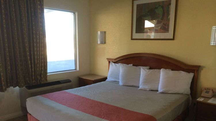 Vagabond Inn Hemet Room