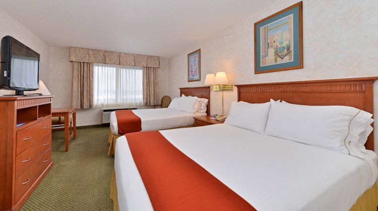 Vagabond Inn Executive Green Valley Room