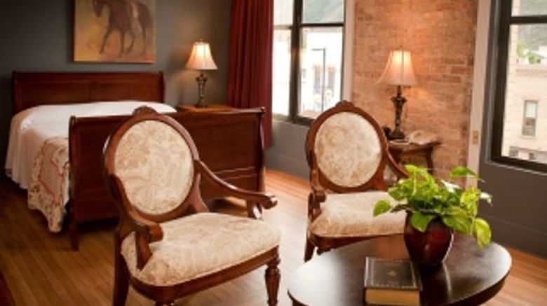 <b>Hotel Maxwell Anderson Suite</b>. Images powered by <a href="https://www.leonardoworldwide.com/" title="Leonardo Worldwide" target="_blank">Leonardo</a>.