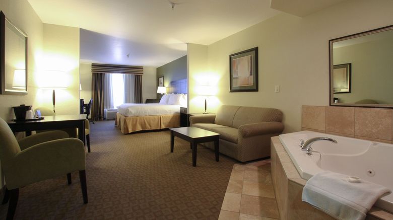 <b>GreenTree Inn & Suites Florence Suite</b>. Images powered by <a href="https://www.leonardoworldwide.com/" title="Leonardo Worldwide" target="_blank">Leonardo</a>.