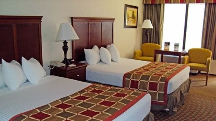 Great Smokies Inn Room