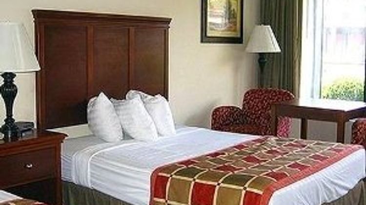 Great Smokies Inn Room
