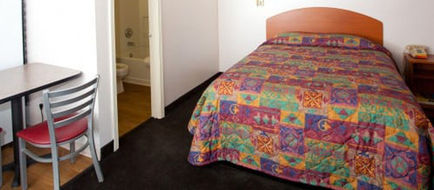 InTown Suites Lewisville Suite
