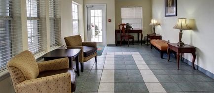 Intown Suites New Orleans Metairie Lobby