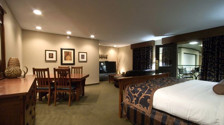 Heritage Inn Suite