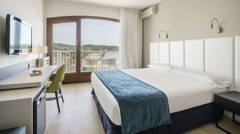 <b>Hotel Ilunion Caleta Park Room</b>. Images powered by <a href="https://www.leonardoworldwide.com/" title="Leonardo Worldwide" target="_blank">Leonardo</a>.