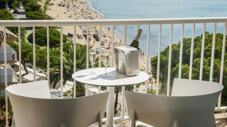 <b>Hotel Ilunion Caleta Park Room</b>. Images powered by <a href="https://www.leonardoworldwide.com/" title="Leonardo Worldwide" target="_blank">Leonardo</a>.