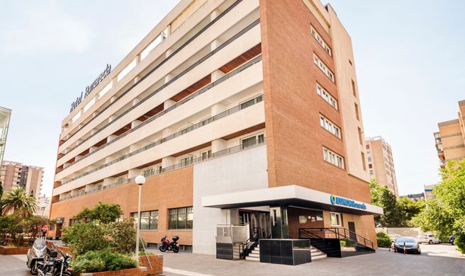 Hotel Ilunion Romareda Exterior