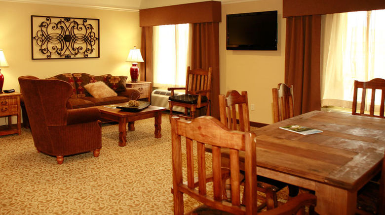 <b>The Inn at Circle T Suite</b>. Images powered by <a href="https://www.leonardoworldwide.com/" title="Leonardo Worldwide" target="_blank">Leonardo</a>.