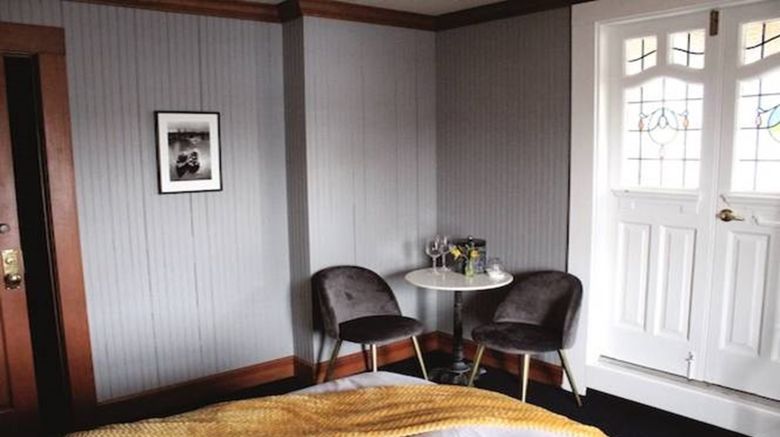 <b>The Shelburne Hotel Room</b>. Images powered by <a href="https://www.leonardoworldwide.com/" title="Leonardo Worldwide" target="_blank">Leonardo</a>.