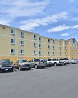 Amelia Extended Stay & Hotel