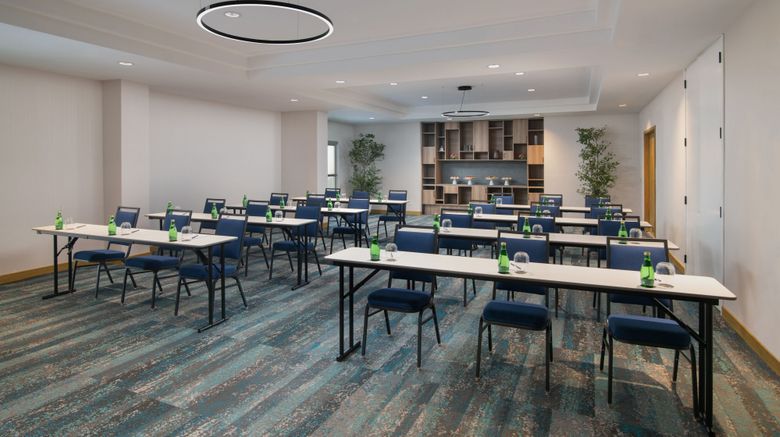 <b>Courtyard by Marriott Santo Domingo Meeting</b>. Images powered by <a href="https://www.leonardoworldwide.com/" title="Leonardo Worldwide" target="_blank">Leonardo</a>.