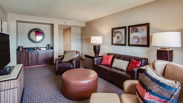 <b>Overton Hotel & Conference Center Suite</b>. Images powered by <a href="https://www.leonardoworldwide.com/" title="Leonardo Worldwide" target="_blank">Leonardo</a>.