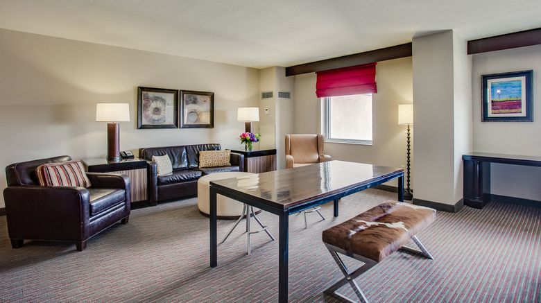<b>Overton Hotel & Conference Center Suite</b>. Images powered by <a href="https://www.leonardoworldwide.com/" title="Leonardo Worldwide" target="_blank">Leonardo</a>.