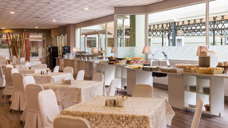 <b>Ilunion Alcora Sevilla Restaurant</b>. Images powered by <a href="https://www.leonardoworldwide.com/" title="Leonardo Worldwide" target="_blank">Leonardo</a>.