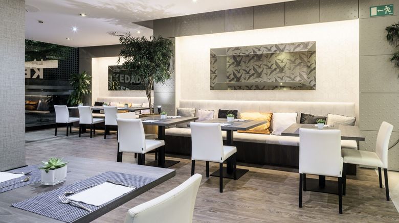 <b>Hotel Ilunion Bilbao Restaurant</b>. Images powered by <a href="https://www.leonardoworldwide.com/" title="Leonardo Worldwide" target="_blank">Leonardo</a>.