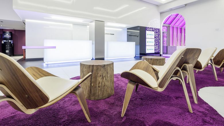 <b>Hotel Ilunion Suites Madrid Lobby</b>. Images powered by <a href="https://www.leonardoworldwide.com/" title="Leonardo Worldwide" target="_blank">Leonardo</a>.