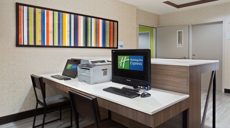 Holiday Inn Express Hotel & Suites Largo Other