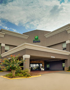 Holiday Inn Express West I40